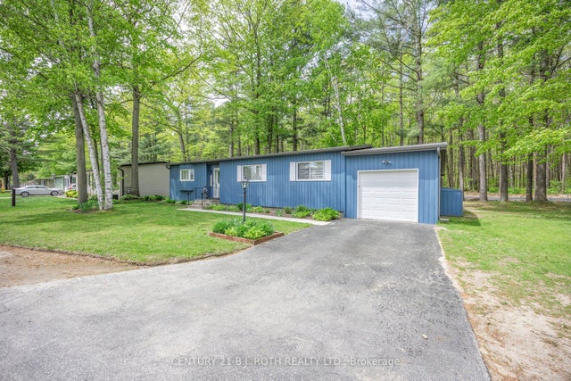 10 Allen Drive N, Wasaga Beach