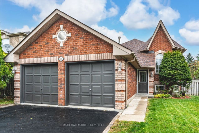 51 Golden Eagle Way, Barrie