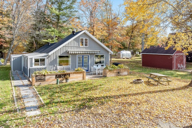 53 Playfair Drive, Tay