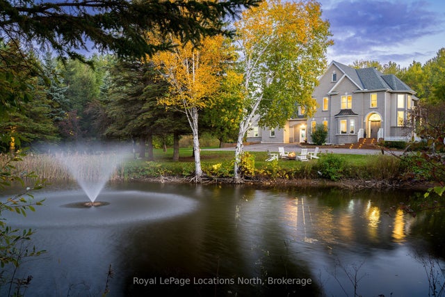 7833 Poplar Side Road, Clearview