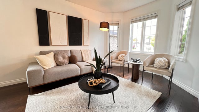 124 Monique Crescent, Barrie