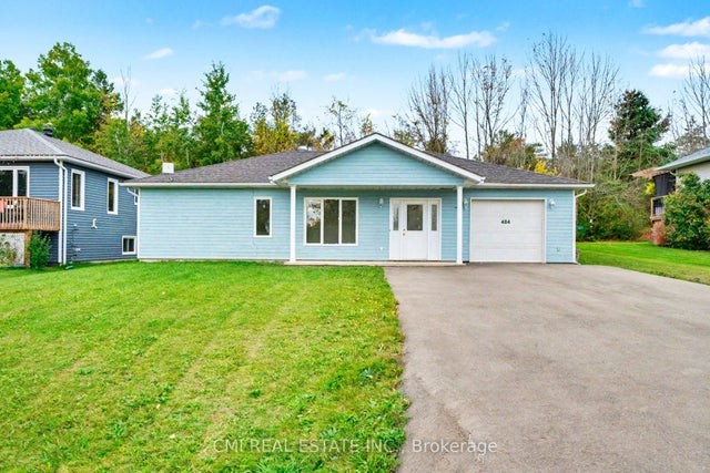 484 7th Avenue, Tay