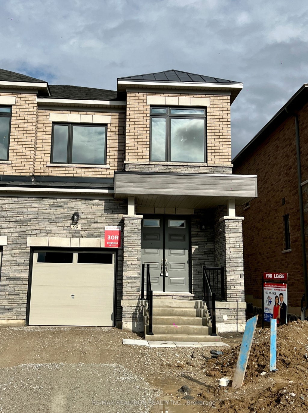 99 Bearberry Road, Springwater