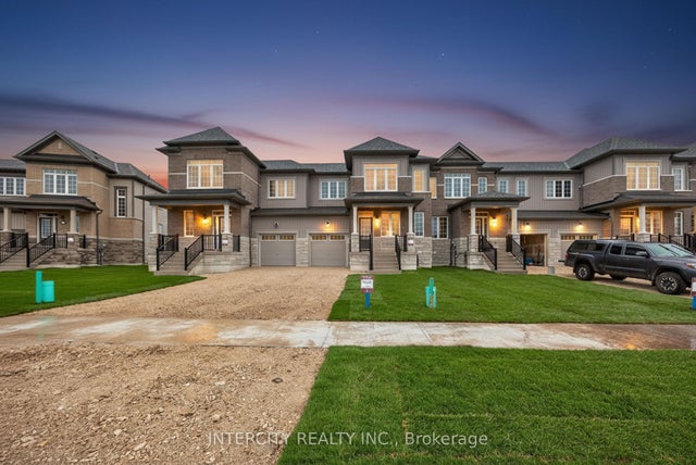 9 Avalon Drive, Wasaga Beach