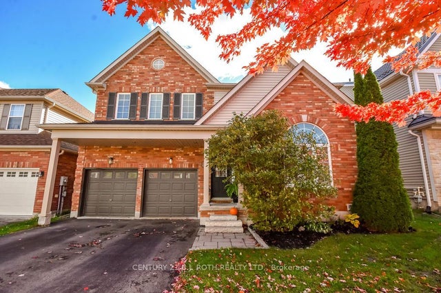 11 Blackbird Lane, Barrie