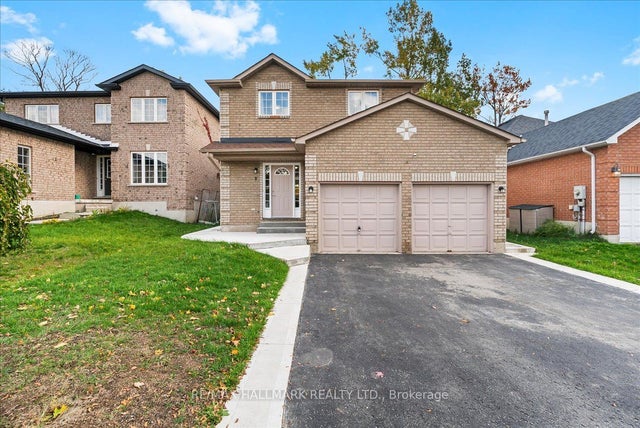 3 Masters Drive, Barrie