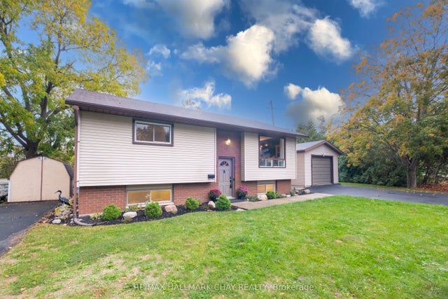 8 First Street, Orillia