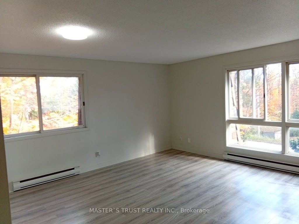 190 Borland Street E 4, Orillia