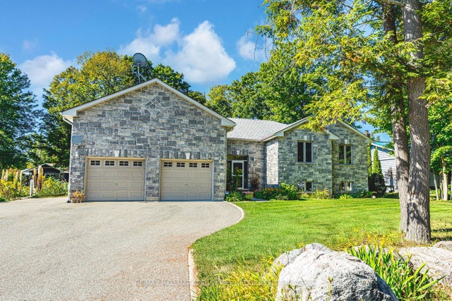 122 Trout Lane, Tiny