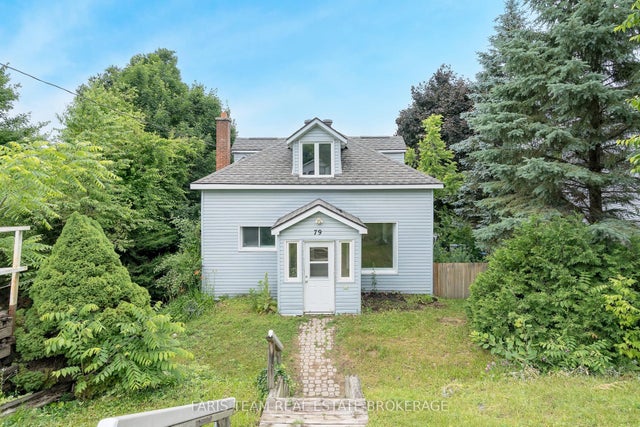 79 Poyntz Street, Penetanguishene