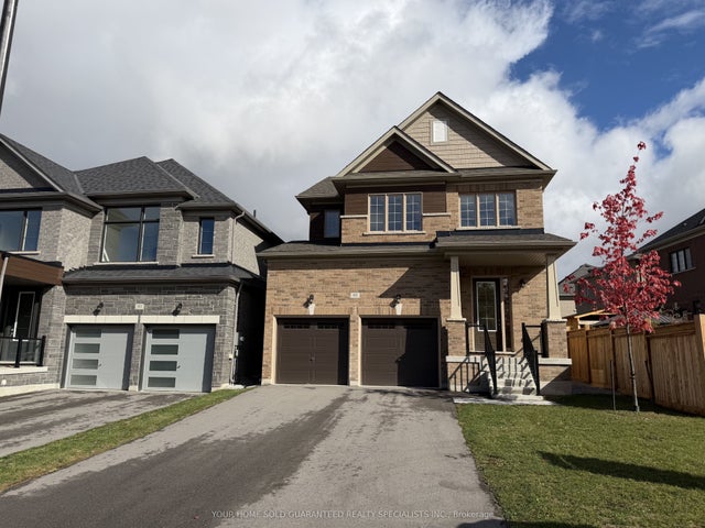 95 Calypso Avenue, Springwater