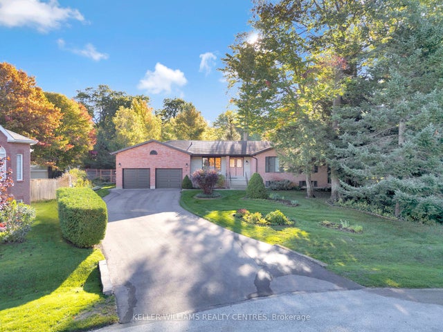 11 Birchmount Circle, Wasaga Beach