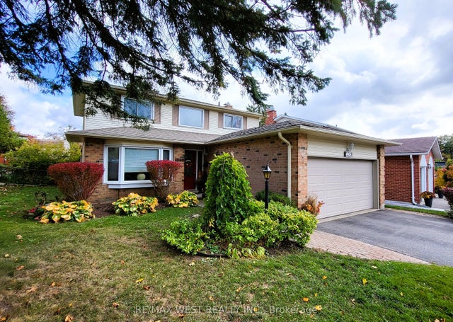 230 Browning Trail, Barrie