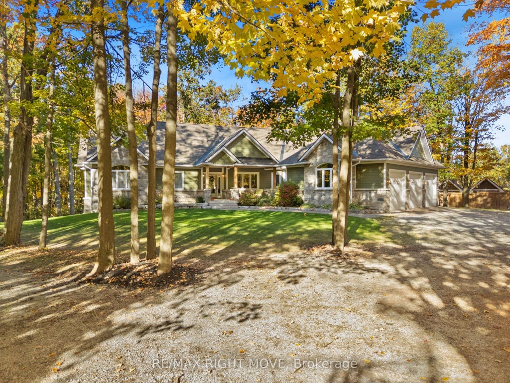 143 Bass Line, Oro-Medonte