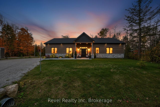 2 Seguin Crescent, Tiny