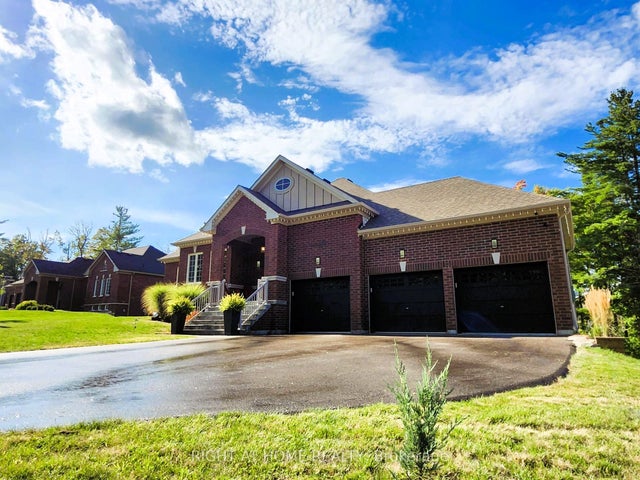 84 Diamond Valley Drive, Oro-Medonte