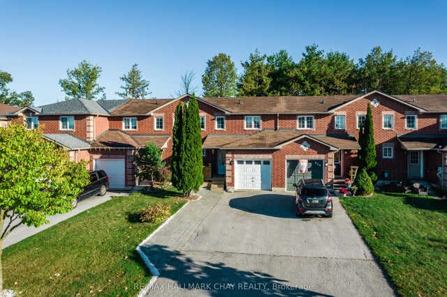 372 Dunsmore Lane, Barrie