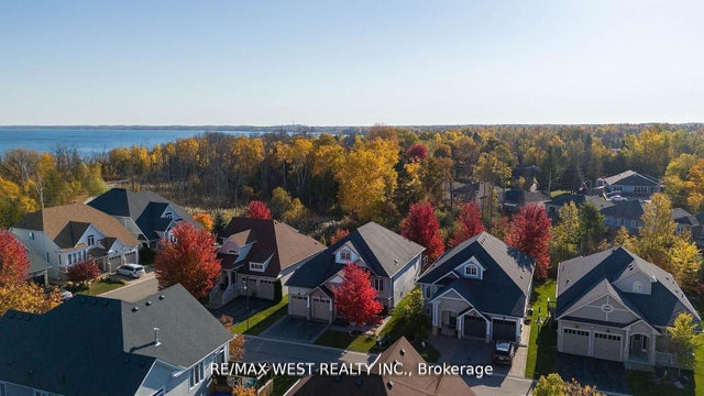 44 Starboard Circle, Wasaga Beach