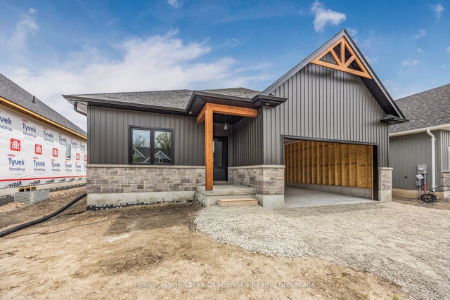 118 Brandon Avenue, Severn