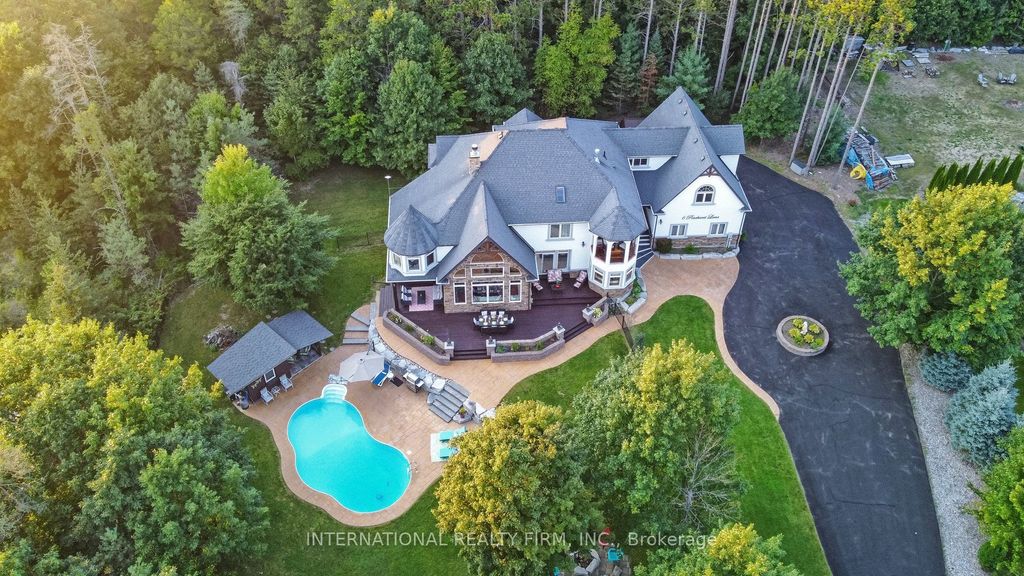 6 Pinehurst Lane, Springwater