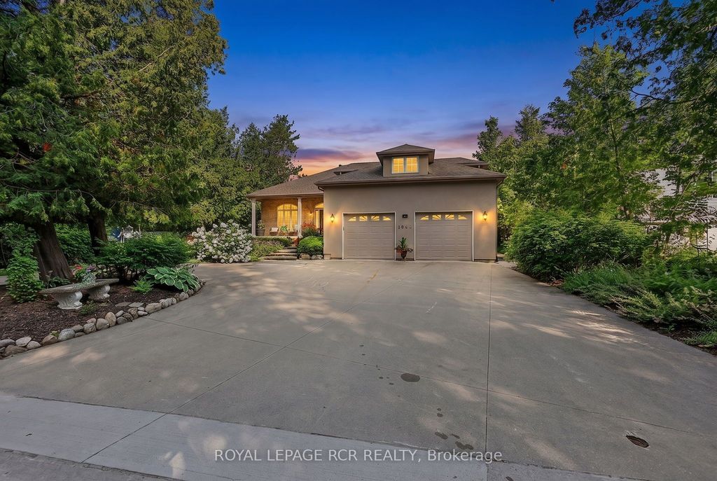 1068 Shore Lane, Wasaga Beach