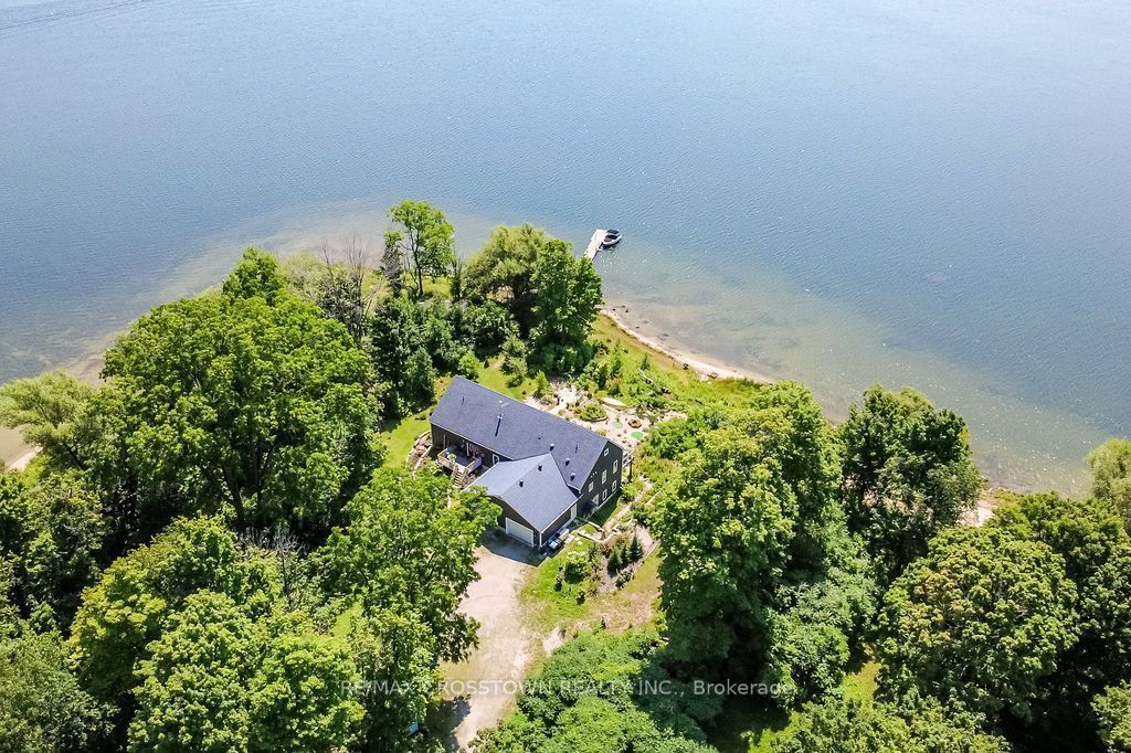 243 Champlain Road, Penetanguishene