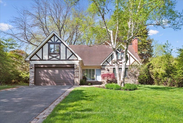 234 Cardinal Drive, Oakville