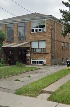 7 Auburn Avenue, Toronto W03