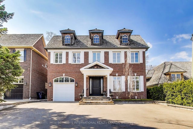 16 St Phillips Road, Toronto W09