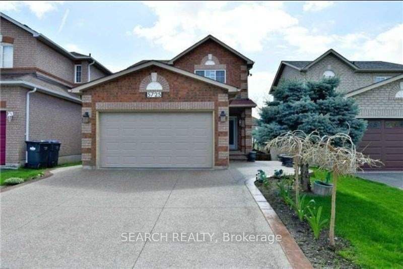 5725 Sidmouth Street, Mississauga