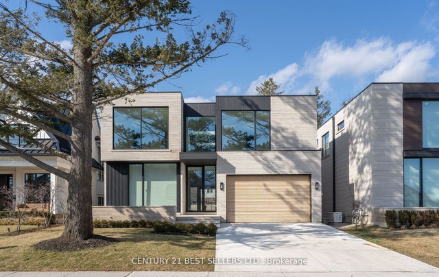 119 Cumberland Drive, Mississauga