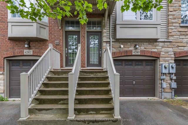 4280 Ingram Common, Burlington