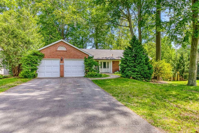 1106 Crestview Street, Oakville