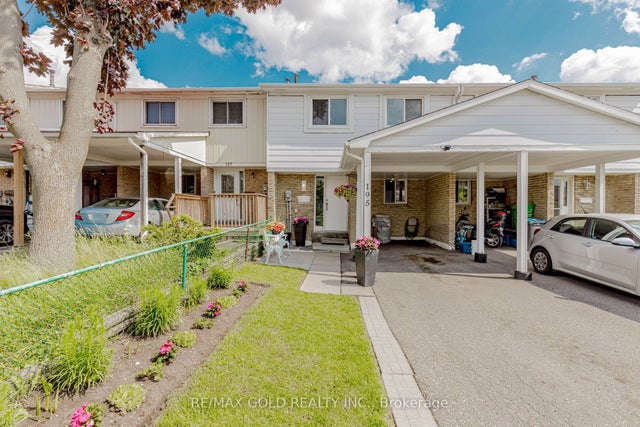 195 Royal Salisbury Way, Brampton