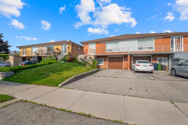 50 Felan Crescent, Toronto W10
