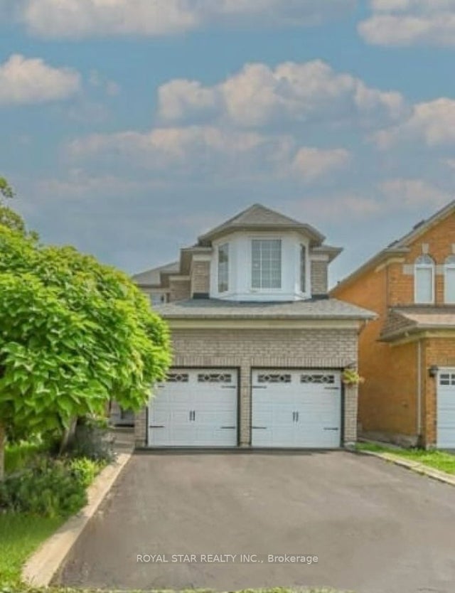 10 Narrow Valley Crescent, Brampton