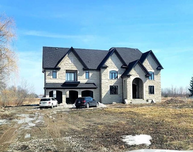 15267 Airport Road, Caledon