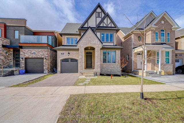 385 Dahlia Trail, Oakville