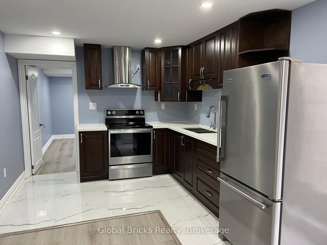 1518 Mendelson Heights Basement, Milton