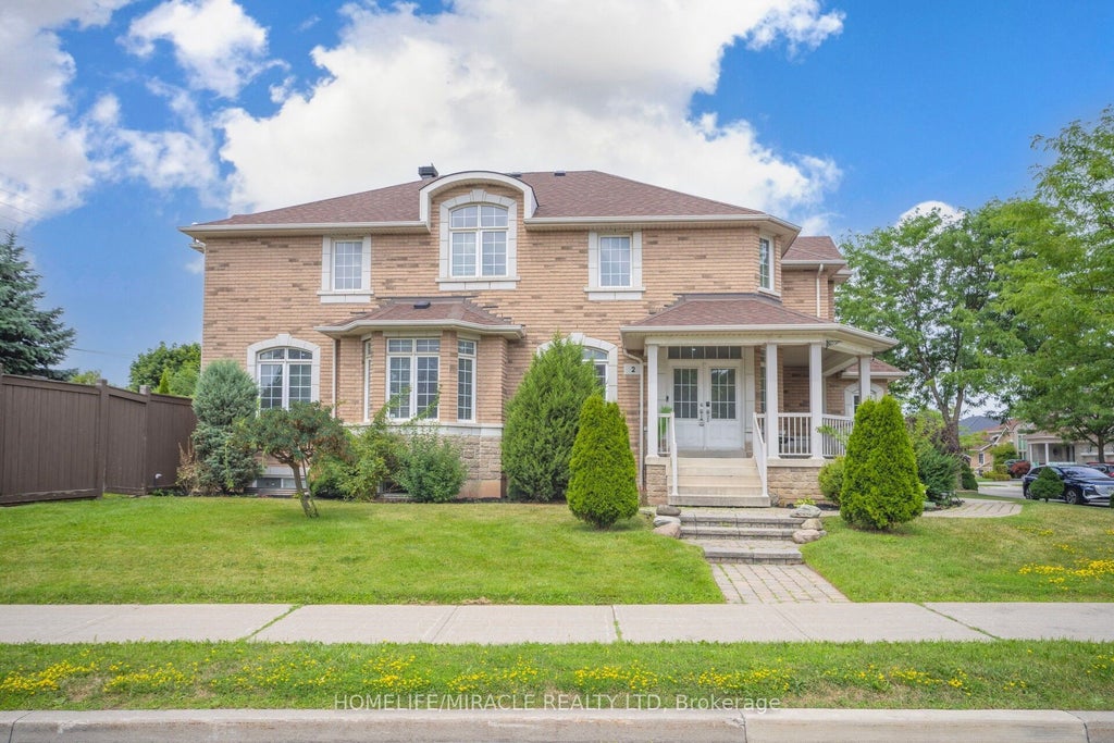 2 Roycrest Street, Brampton