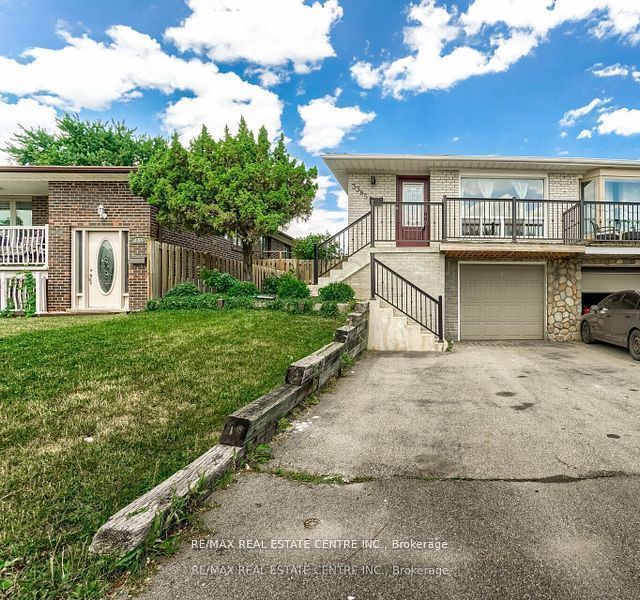 3385 Ellengale Drive Main + 2 Lower Levels, Mississauga