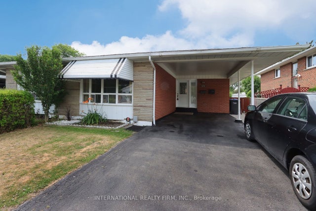 3352 Queen Frederica Drive, Mississauga