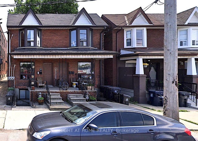 23 Paton Road Lower, Toronto W02
