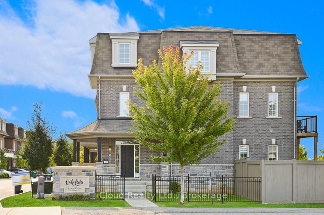 2 Pomarine Way, Brampton