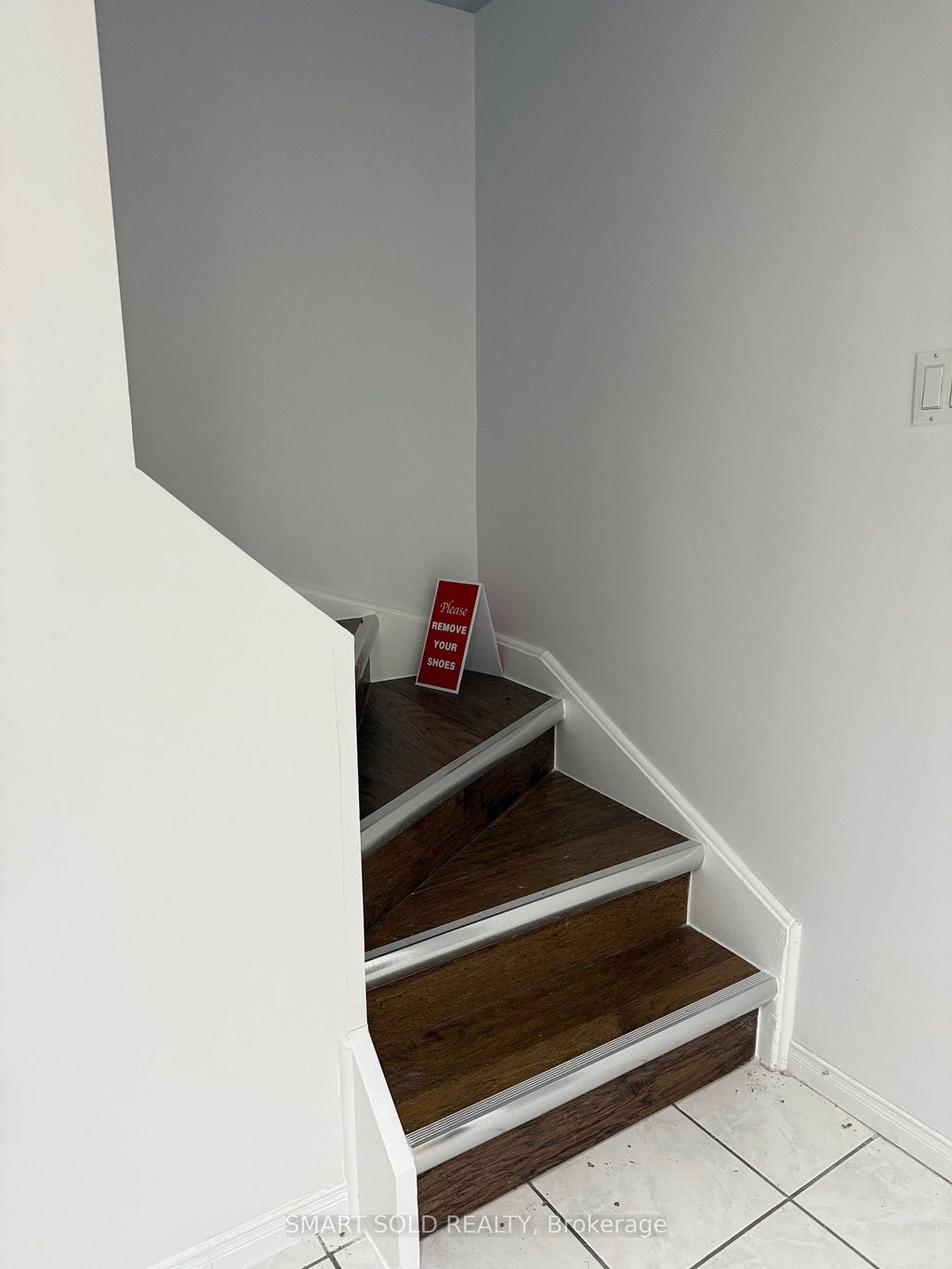 3549 Old Orchard Park Drive E Basement, Mississauga