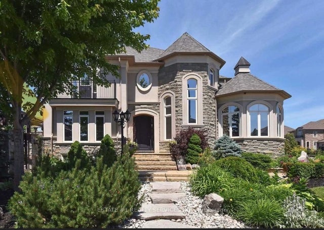 34 Violetridge Court, Brampton