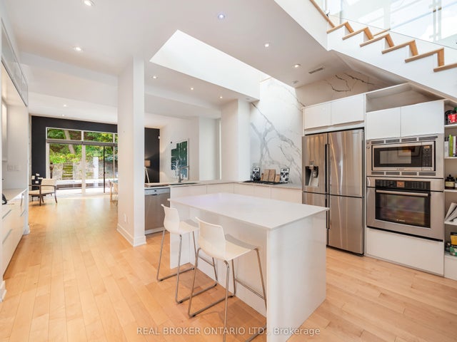 88 South Kingsway Way, Toronto W01