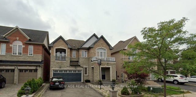 80 Tatra Crescent 2, Brampton