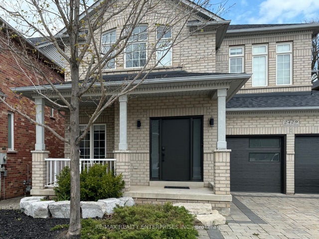 2429 Whitehorn Drive, Burlington
