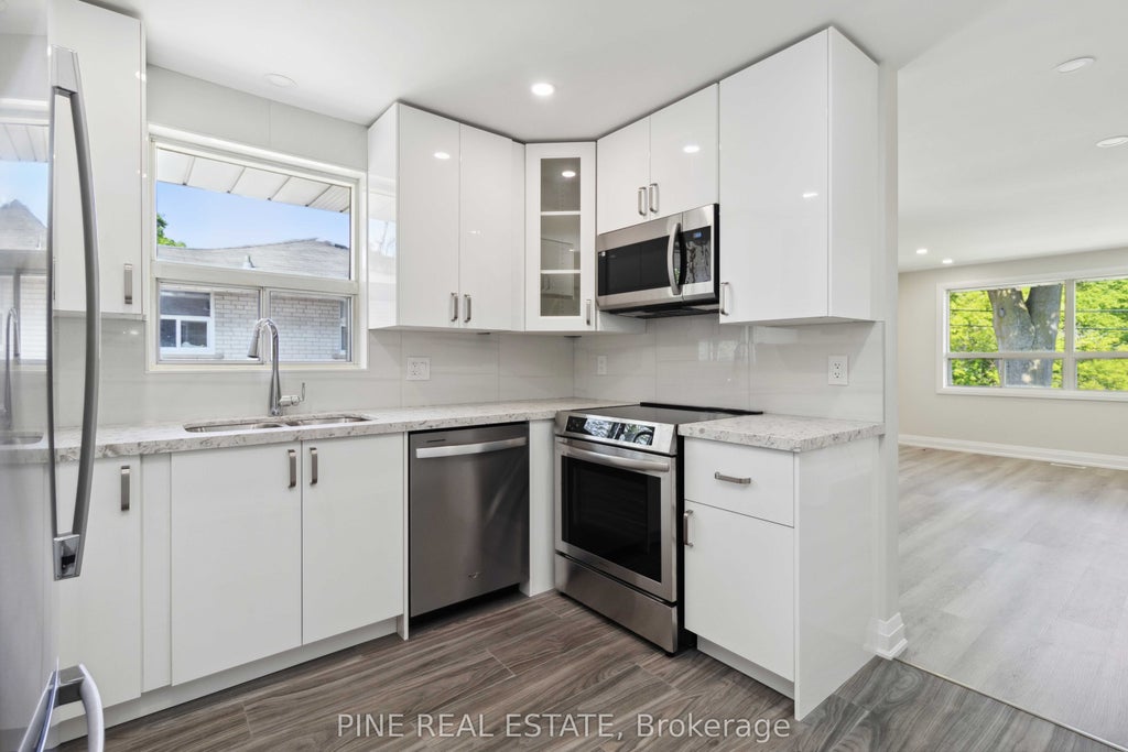 19 Queen Street W 3, Mississauga